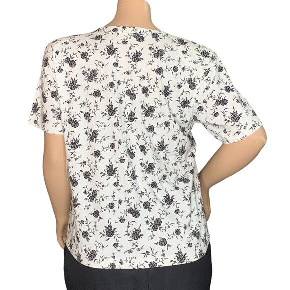 Elisabeth Sport by Liz Claiborne NWT Top Floral Print Short Sleeve Vanity Size 1 - Picture 4 of 10